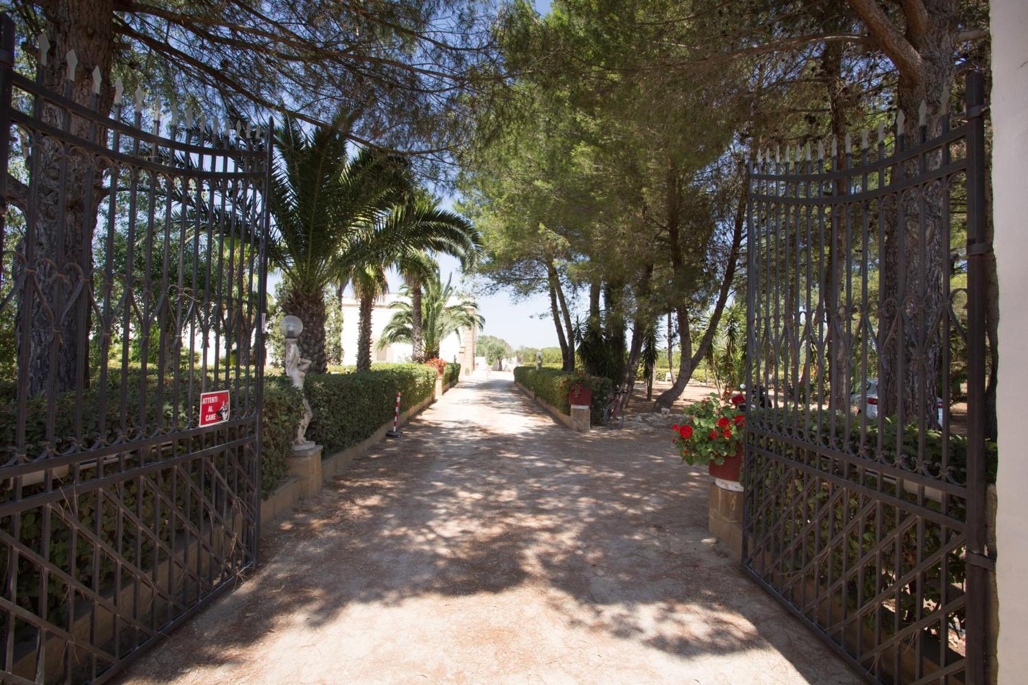 Agriturismo Villantica Tuglie Buitenkant foto